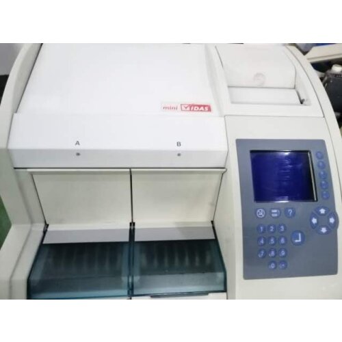 MINI VIDAS 90% NEW IMMUNE ANALYZER