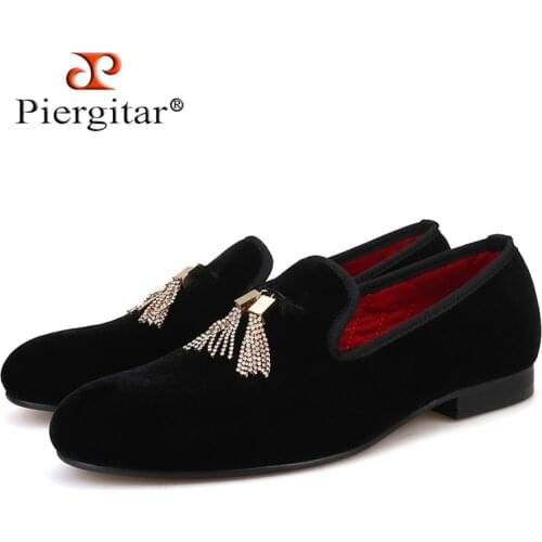 Piergitar 2018 Handmade Men Velvet shoes with gold rhinestone tassel Men Smoking Slippers Wedding and Party mens loafers