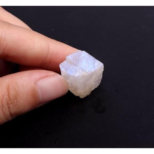 1PC Natural White Moonstone Blue Light Stones Crystal Rockstone Reiki Healing Specimen Rough Mineral Decor Collecting