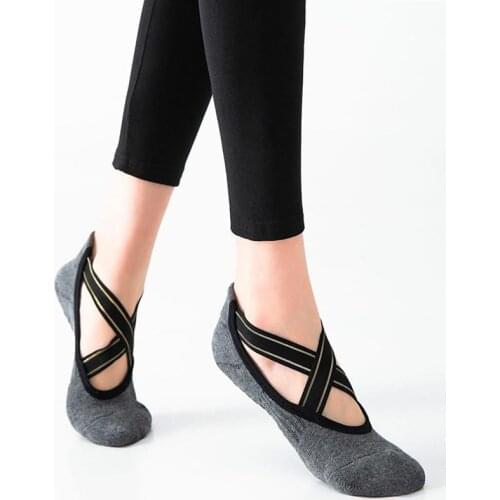 Women Pilates Socks Anti-Slip Breathable Bandage Yoga Socks Ankle Ladies Ballet Dance Sports Socks For Fitness Gym Good Grip