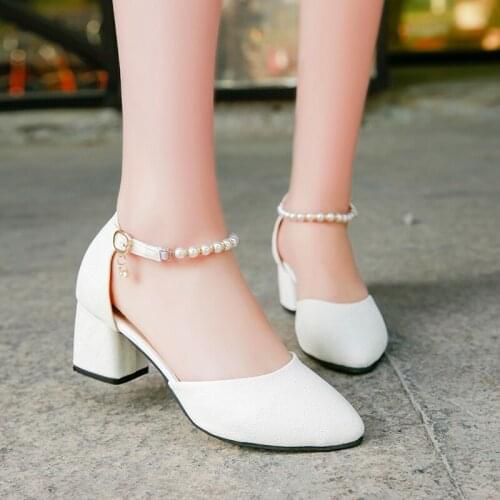 2019 fashion spring openwork beaded high heels wild baotou shallow mouth buckle womens shoes high heels
