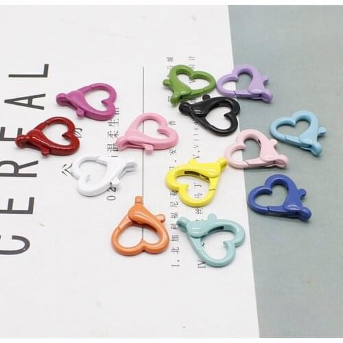 3 pieces/each batch of paint colored heart-shaped hook buckle zinc alloy lobster buckle key chain pet rope buckle accessories