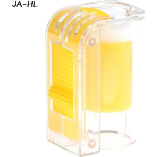 1Pc Bee Queen Marking Catcher Plastic One Handed Marker Bottle Plunger Plush Beekeeper Tool Garden Beekeeper Queen Bee Catcher