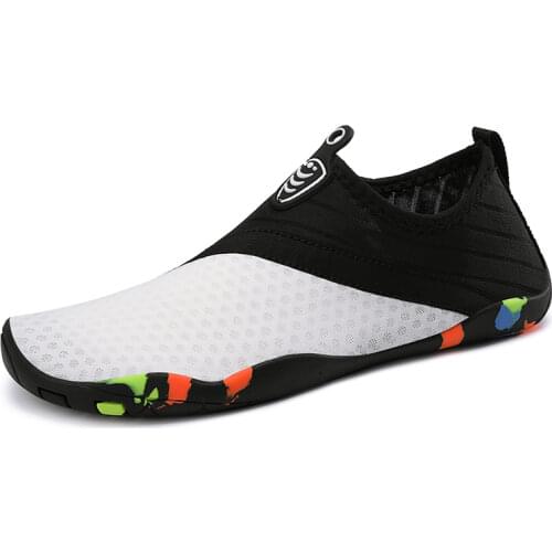 Unisex Yoga Wearproof Water Beach Shoes Hiking Outdoor Beach Sneakers Quick-Dry Wading Shoes for Men Woman Swimming Water Shoes