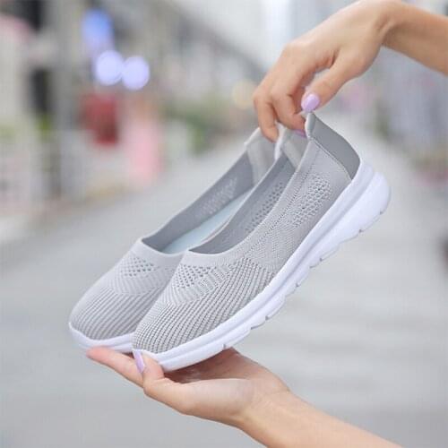 Women Flats Casual Sneakers Breathable Ladies Mesh Women Vulcanized Shoes Walking Loafers Comfort Woman Footwear