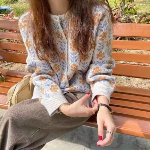 Korean Spring Autumn Vintage Jacquard Knitwear Womens Single-Breasted Slim Cardigan Long Sleeve O-Neck Knitted Sweater Coats