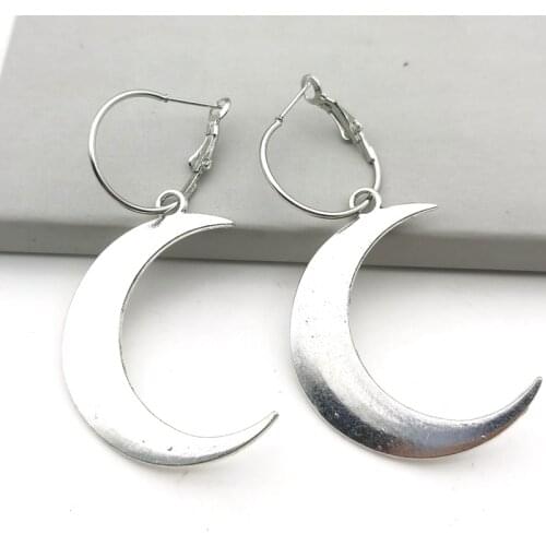 2020 Crescent Earrings Mysterious Gothic Jewelry Moon Witch Celtic Pagan Viken Moon God Phase Witch Goddess Fashion Woman Gift