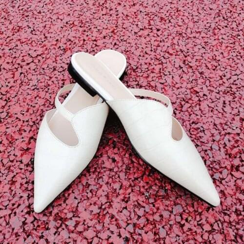 Womens Outer Slippers Adult Fashion Slippers European and American Pointed Flat Bottom Shallow Mouth Plaid Summer Slipper