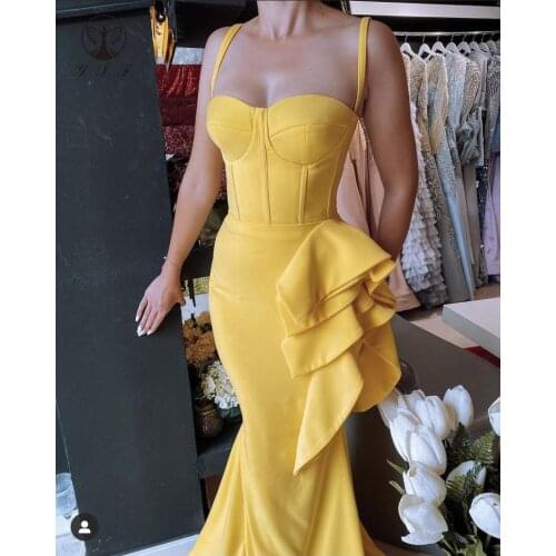 2021 Designer Spaghetti Strap Sweetheart Mermaid Sweep Train Bright Yellow Prom Dresses