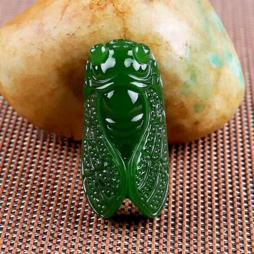 Natural Green Jade Cicada Pendant Necklace Chinese Hand-carved Jadeite Fashion Charm Jewelry Amulet Accessories Men Women Gifts