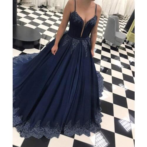 Vintage Dark Navy Blue Evening Dresses 2019 Saudi Arabia Dubai A Line Spaghetti Straps Holiday Wear Formal Party Prom Gowns