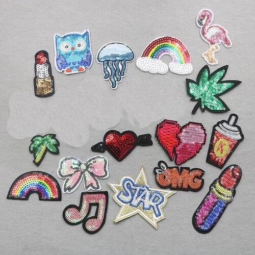 PGY Sew On Sequin Flamingo Lip Patch Heart Iron On Letter Badges Clothes Stickers Cheap Embroidered Patches For Clothing Parches