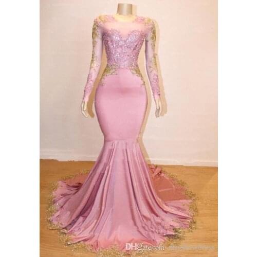 2020 New Sheer Long Sleeves Mermaid Long Prom Dresses Black Girls Gold Lace Applique Sweep Train Formal Party Evening Gowns