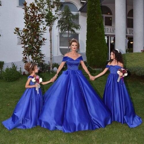 Off Shoulder Mom Daugher Princess Ball Gowns Mom and Kid Prom Blue Beading Dress Celebration Photo Dress Custom