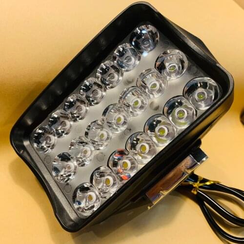 Motorcycle Fog lights Light-sensitive LED headlights Fog Light Assemblie Driving Lamp Motorybike Spotlight 12V 24V 105W 5 inch