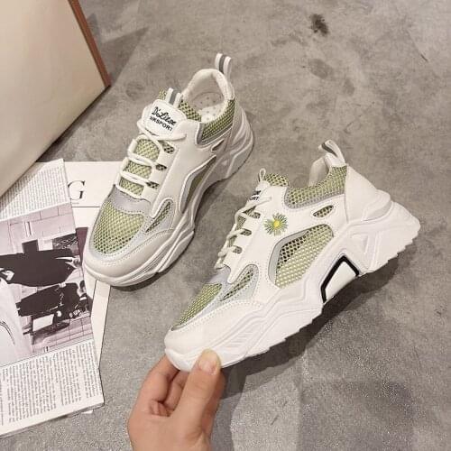 2021 spring and summer new fashion versatile shoes high quality breathable mesh round sports shoes womens shoes flat bottom