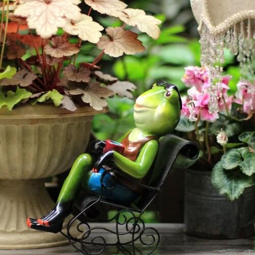 American Frog Rocking Chair Miniature Figurine Resin Animal Sculpture Home Office Desktop Crafts Fairy Garden Yard Decoration
