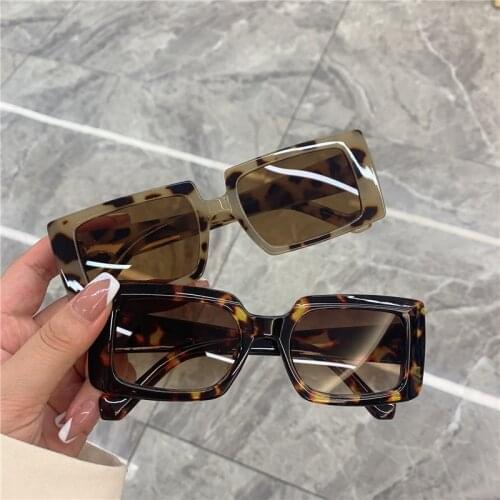 2021 Mens and Womens Same Style Fashion Square Sunglasses Anti-UV Sun Shades Glasses Brand Design Glasses
