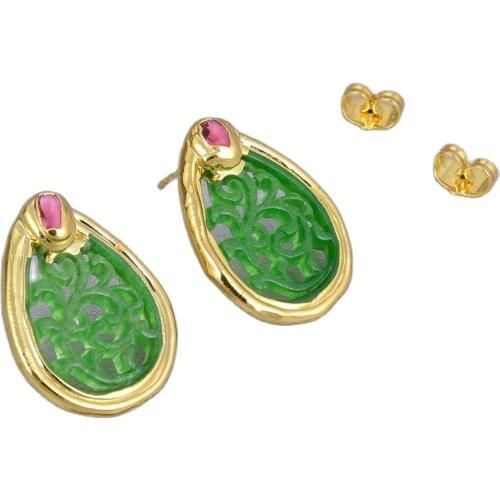 GG Jewelry Natural Teardrop Green Jades Carved Fuchsia Crystal With Electroplated Edge Stud Earrings For Women Lady Girl Gift