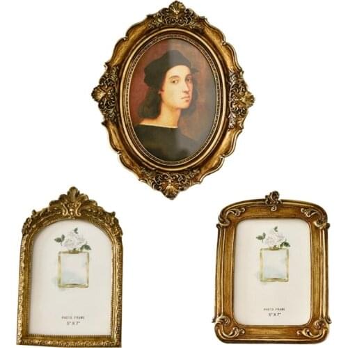 Royal Court Style Photo Frame Light Luxury Imitation Wood Bedroom Wall Hangings Resin Golden Home Desktop Picture Frame