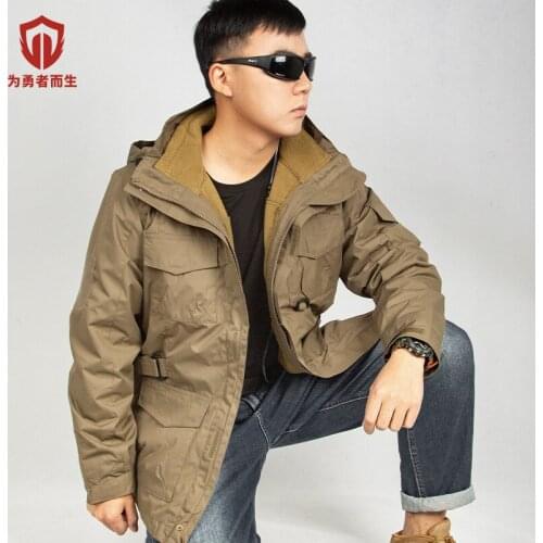 Three-in-one Jacket Mens Fleece Detachable Camouflage Jacket Tactical Soft Shell Waterproof Mountaineering Hiking Jacket