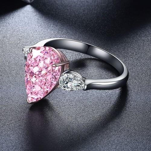 Zhanhao Top Sale 3.0ct Lovely Pear Shape Center Stone 2021 Fashion Womens Ring Under Big Discount