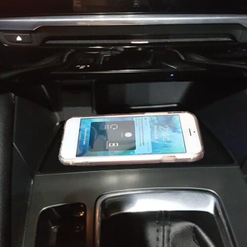 15W QI wireless charger for Mazda 6 ATENZA 2015 2016 2017 2018 fast phone charger charging phone holder charging plate