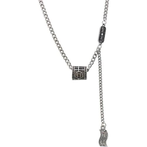 Vintage Carved Coin Thick Chain Necklace Bohemian Punk Metal Coin Collar Choker Necklace Fashion Women Punk Jewelry