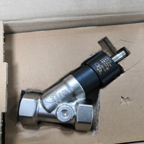 IFM SBY434 Flow Sensor with Check Valve and Display