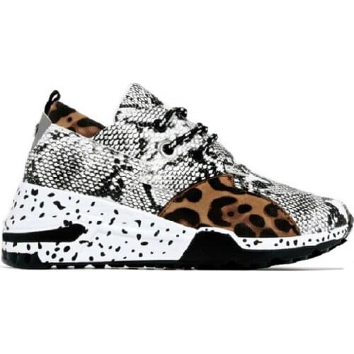 2021 New Women Casual Shoes Breathable Ladies Sneakers Leopard Print Faux Fur Platform Flat-bottomed low-running shoes Women