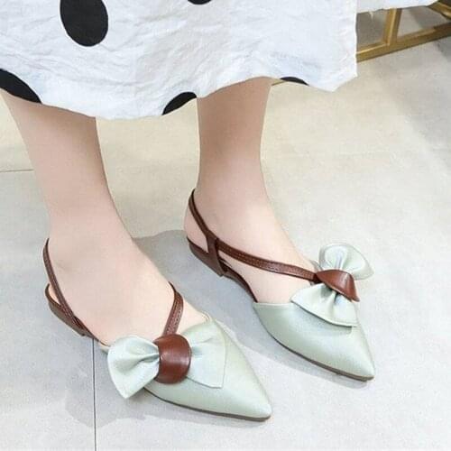 2021 Female Fashion Pointed Toe Light Weight Slip on Flat Shoes Zapatos De Mujer Women Casual Beige Summer Shoes Size 35-40