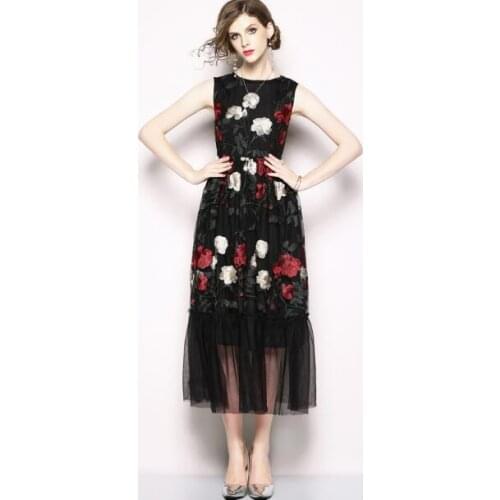 Womens summer runway fashion sleeveless flower embroidery dress ladys vintage medium long chic lace mesh dress TB965