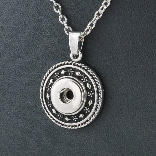 New Fashion Jewelry Xinnver Snap Buttons Necklaces Link Chain 55CM With Retro Pendant Fit 12MM Snap Buttons Jewlery ZG106