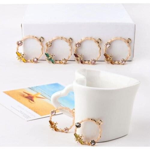 Free Shipping 10pcs 30pcs/Lot Floral Animal Bee Alloy Charms Gold Tone Plated Oil Drop Hollow Out Round Pendant Charms