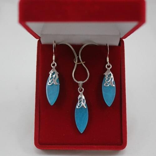 Wholesale ladys lovely nice design blue Natural jade pendant & earring jewelry set