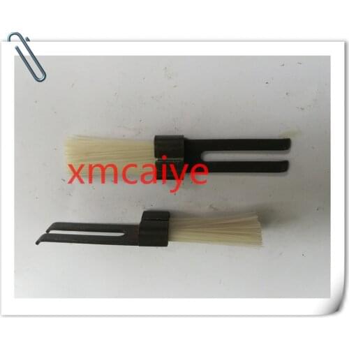 30 pieces 66.028.109Fspare parts printing machine feeder brush, SM102 brush,komori brush
