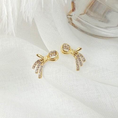 Sweet Girl Earrings Net Red Temperament Fashion New Original Designer Wheat Ear Crystal Earrings Womens Clothing Wholesale