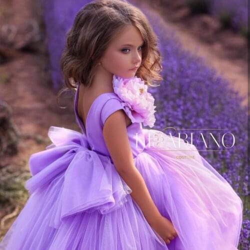 Purple Flower Girl Dresses with Handmade Flower Backless Sweep Train Girls Birthday Party Dress Christmas First Communion Gowns