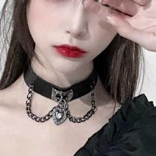 Woman Black Punk Choker Collar Necklace Leather Peach Lock Pendientes Party Club Sexy Gothic Femme Jewelry