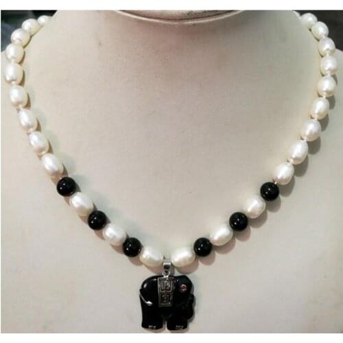 Natural 7-8MM White Akoya Pearl & Black Agate Elephant pendant necklace 18"