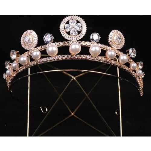 Luxury Bridal Pearl Headband Shiny Crystal Rhinestones Gold Tiara Queens Princess Crown for Women Girls Wedding Birthday Jewelry