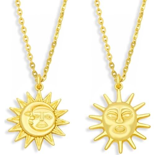 FLOLA Gold Plated Sun and Moon Pendant Necklace For Women Polished Round Necklace Wholesale Jewelry Gifts Collier Femme nkev47