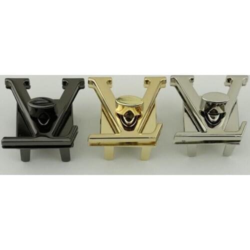 V Shape Bag Clasp Turn Lock Twist Locks Metal Hardware For DIY Handbag Bag Purse Bag Accessories 4.2x3.9x3.8cm