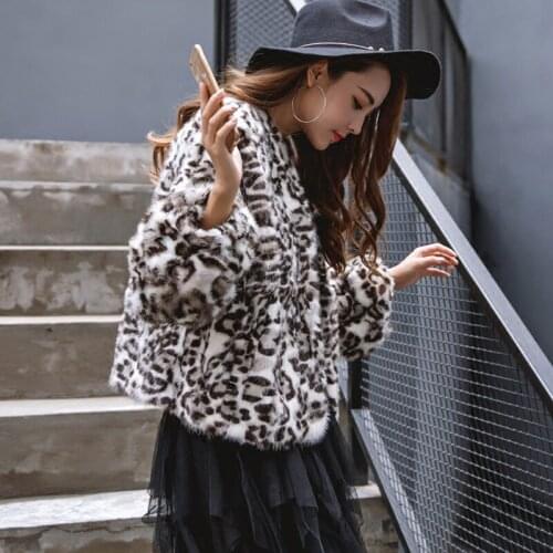 LVCHI Winter 2019 Batwing Sleeve Long Real Mink Fur Coats Fashion O-Neck Womens Leopard Pattern Short Slim Causal Mink Coats