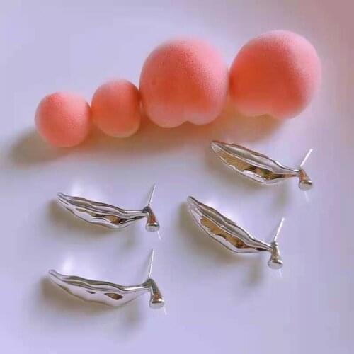 Korean Cute Peach Stud Earrings for Women 2021 New Simulation Fruit Jewelry Female Trendy Elegant Earrings Delicate Ear Studs