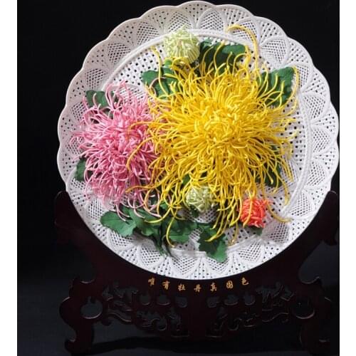 16 inch Luoyang peony chrysanthemum ceramic hanging plate hollow handmade art Dehua Home Furnishing crafts decoration decoration