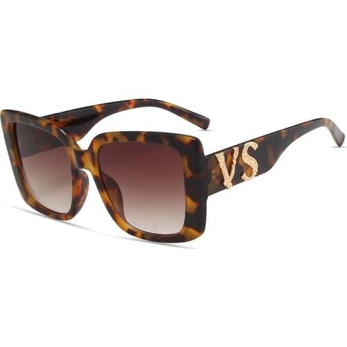 2021 new box INS Europe and the United States big box square sunglasses female personality fashion sunglasses trend glasses