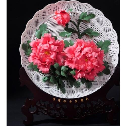 16 inch Luoyang red peony flower hanging plate Home Furnishing ceramic crafts decoration ornaments hollow handmade art Dehua