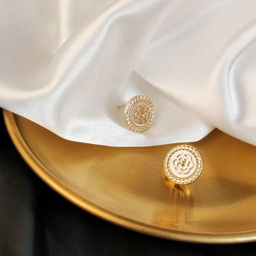 Round Inlaid Camellia Golden Earrings Simple Flowers Sweet Earrings Makeup Matching Accessories Earrings Gifts