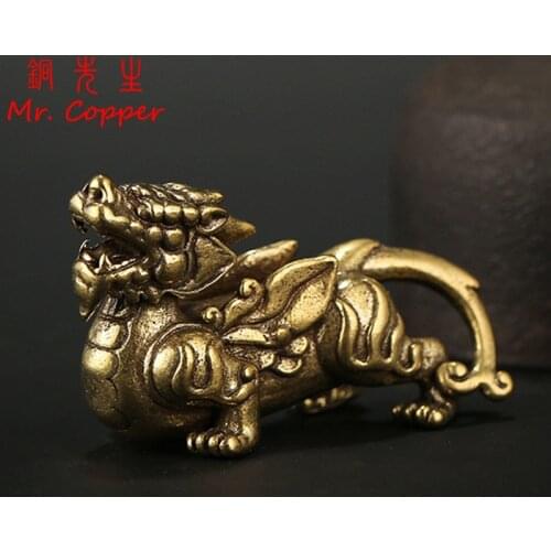 Vintage Brass Beast Pi Xiu Car Ornament Decoration Lucky Chinese Mythical Animal Figurines Miniatures Study Desk Decor Crarfts